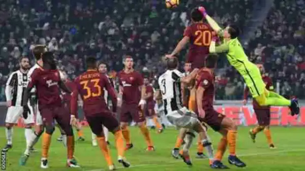 DONE DEAL!! Arsenal Goalkeeper Arrives Juventus For Medical In £10M Move (Pictured)